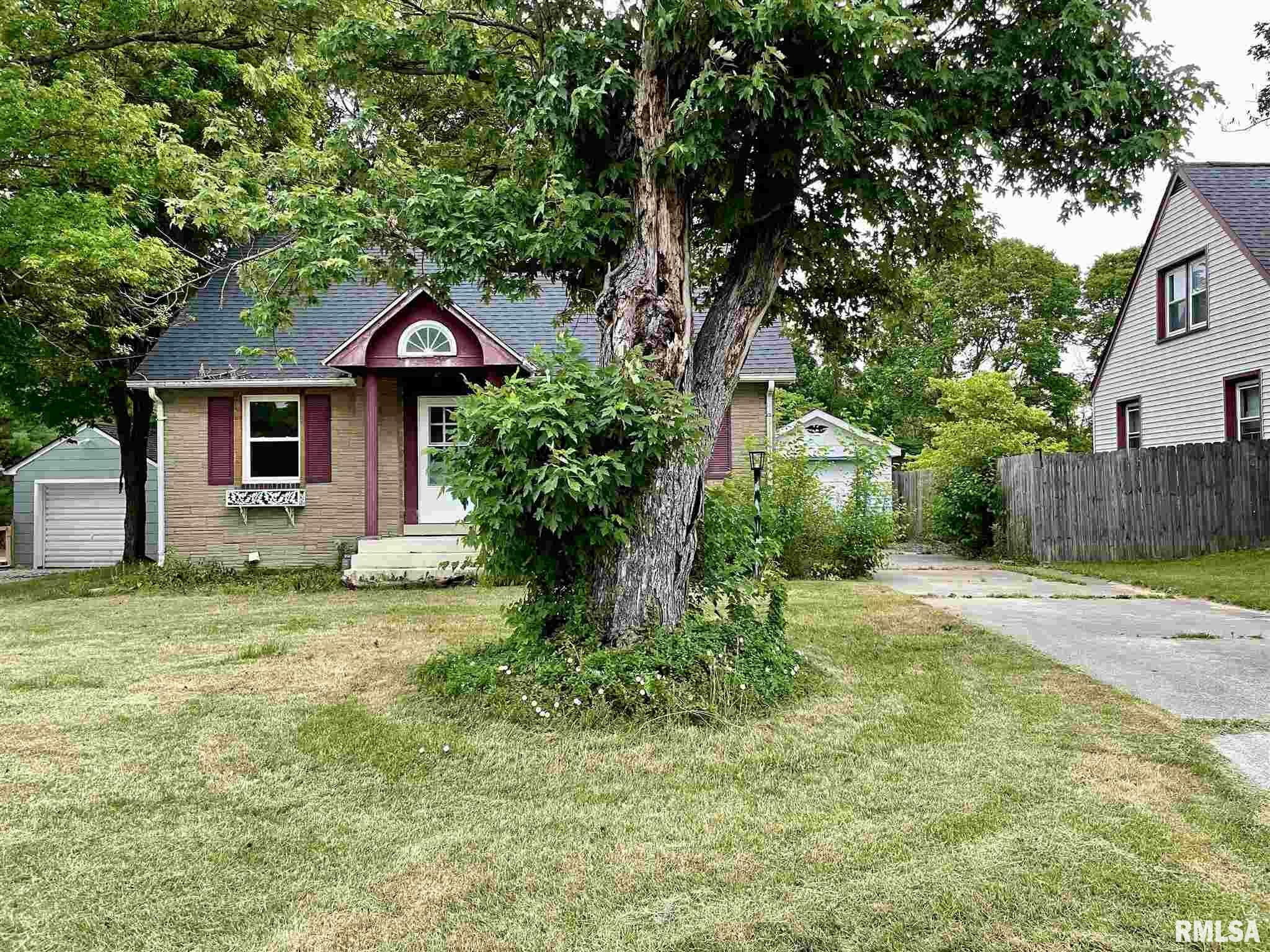 Property Photo:  515 Sunset  IL 61530 