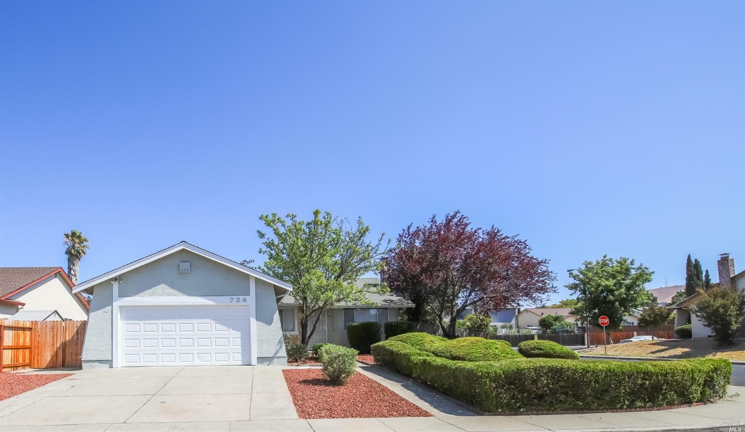 Property Photo:  724 Cypress Circle  CA 94533 