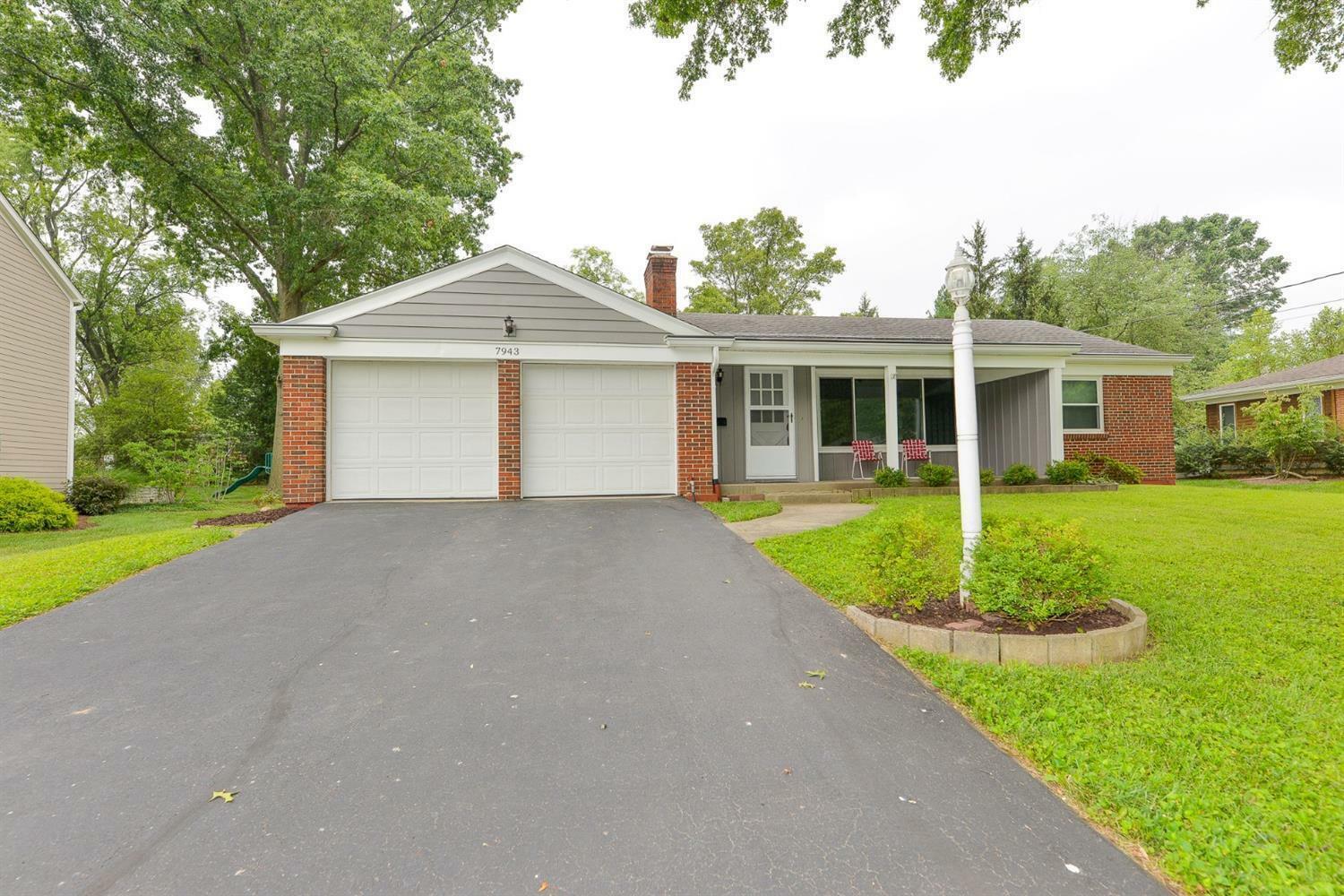 Property Photo:  7943 Mitchell Farm Ln  OH 45242 