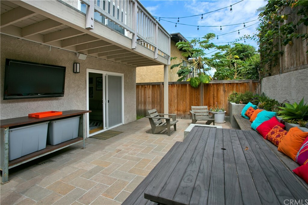 Property Photo: 1718 Goodman Avenue CA 90278