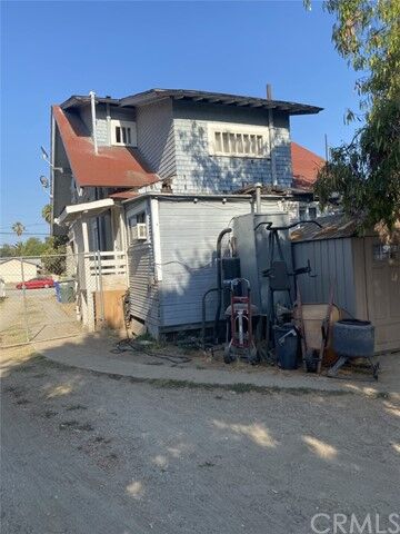 Property Photo:  645 N Towne Avenue  CA 91767 