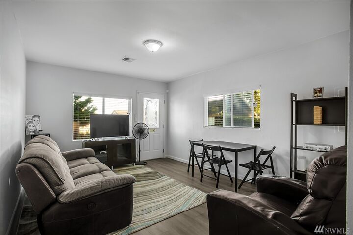 Property Photo: 6410 Highland Dr WA 98203