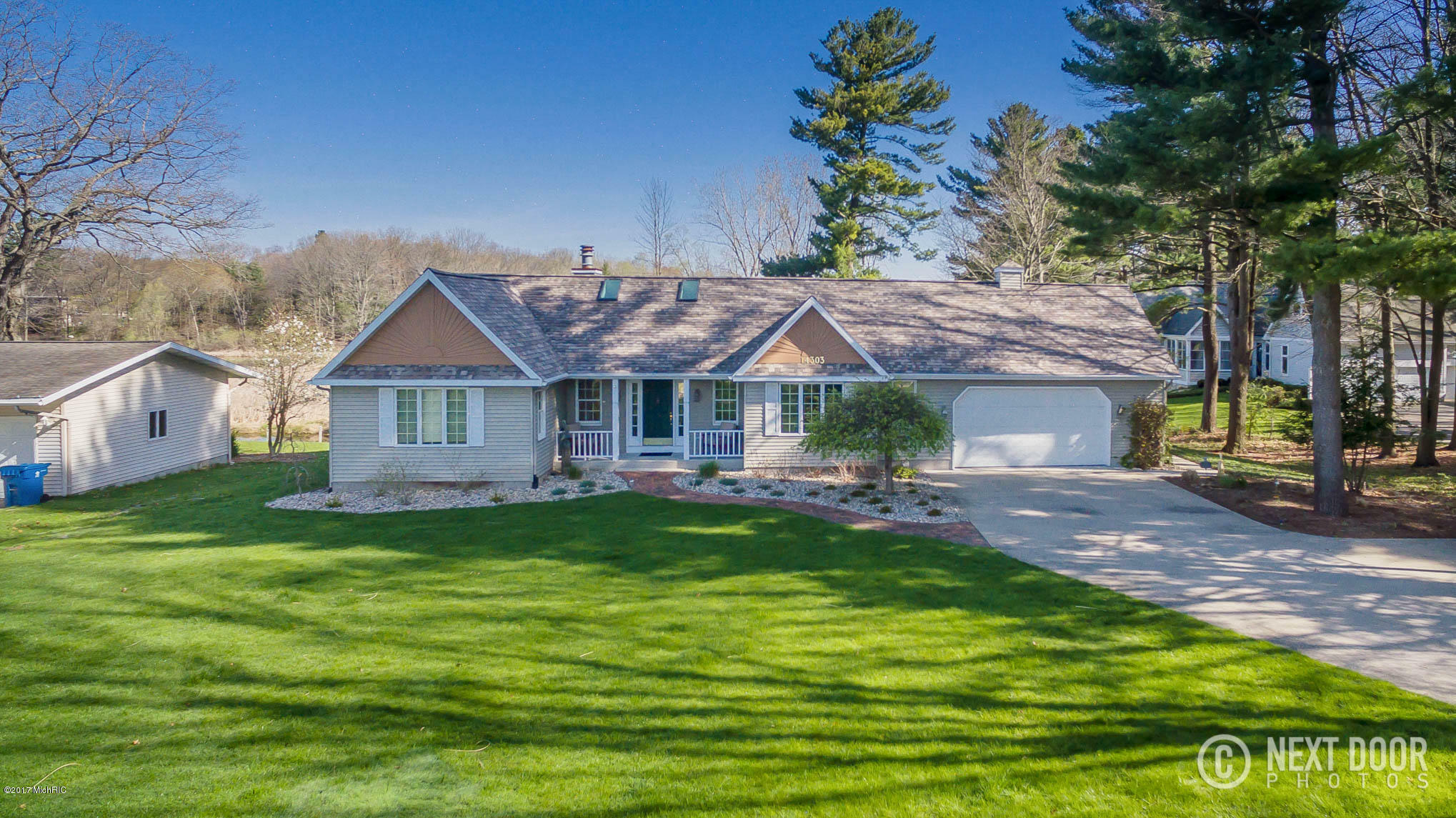 Property Photo: 14303 Garfield Road MI 49456