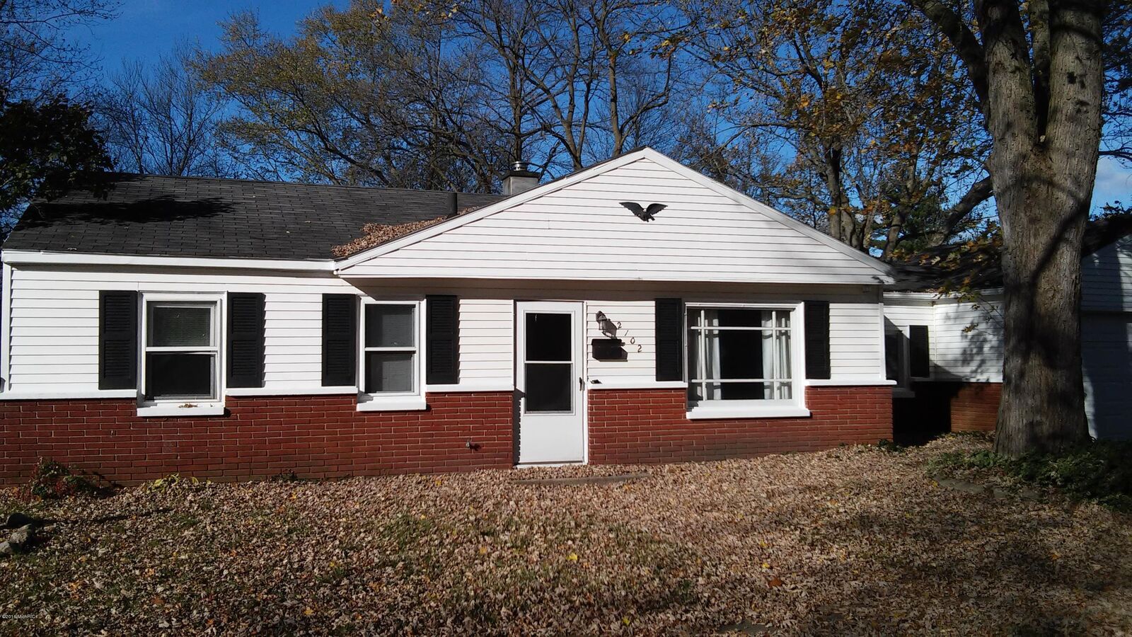 Property Photo: 2102 Spansail MI 49120