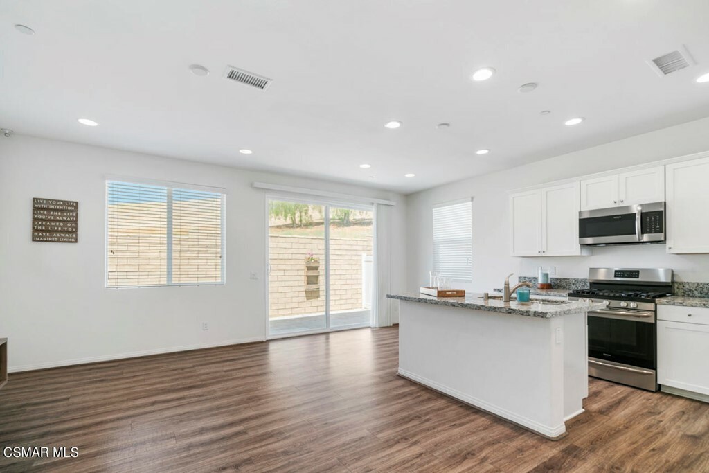 Property Photo:  8557 N Walnut Way  CA 91304 