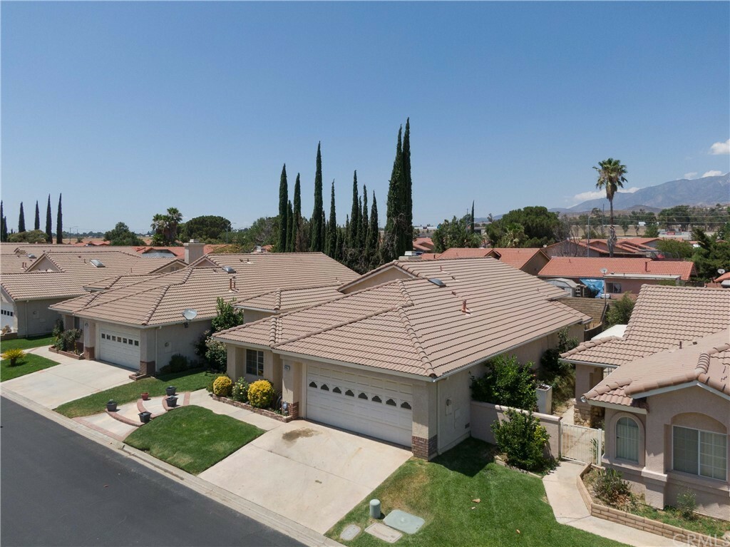 Property Photo:  2951 Summer Set Circle  CA 92220 