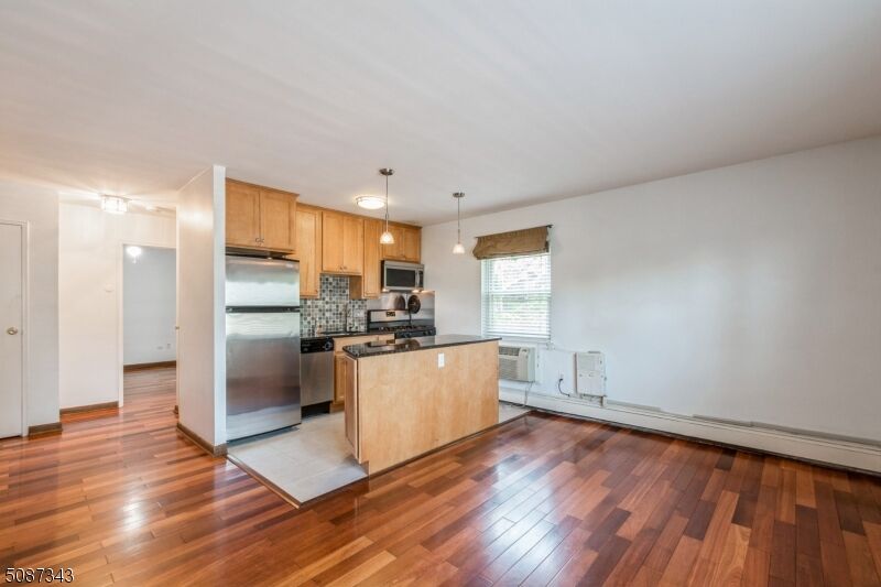 Property Photo: 50 Elm St A5 NJ 07960