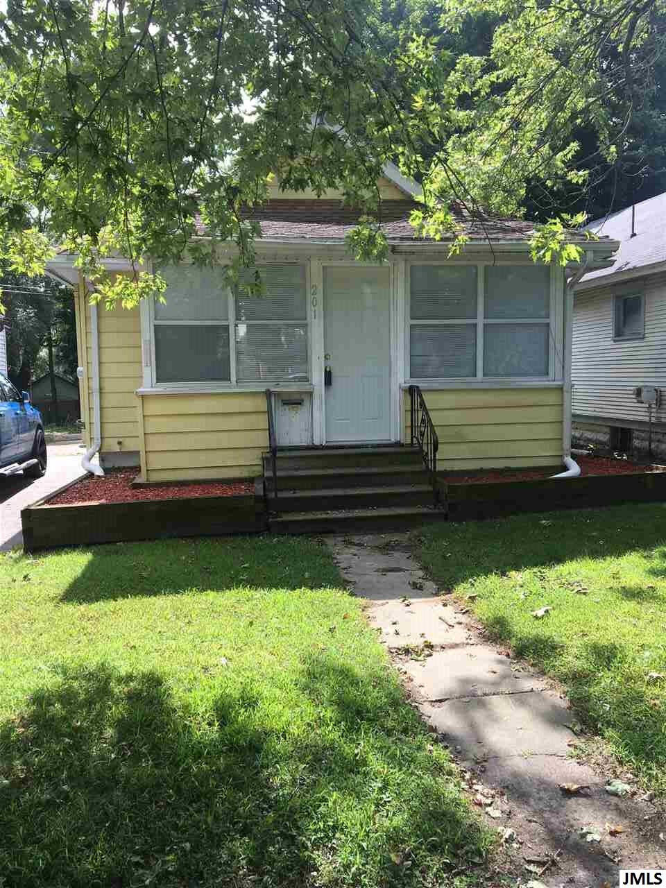 Property Photo:  201 W Palmer  MI 49203 