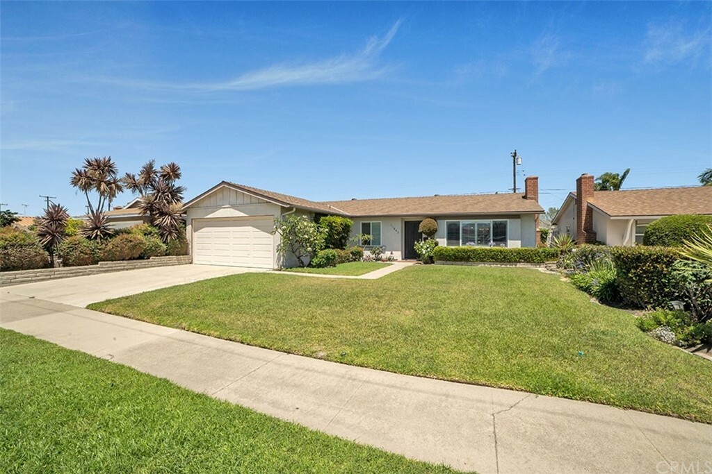 Property Photo:  11842 Wutzke Street  CA 92845 