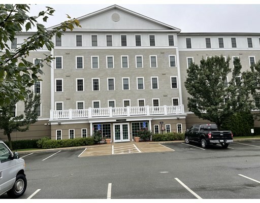 Property Photo: 10 Crowninshield St. 105 MA 01960