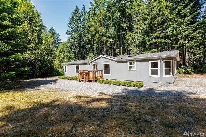 Property Photo: 26848 Sanderling Place NE WA 98370