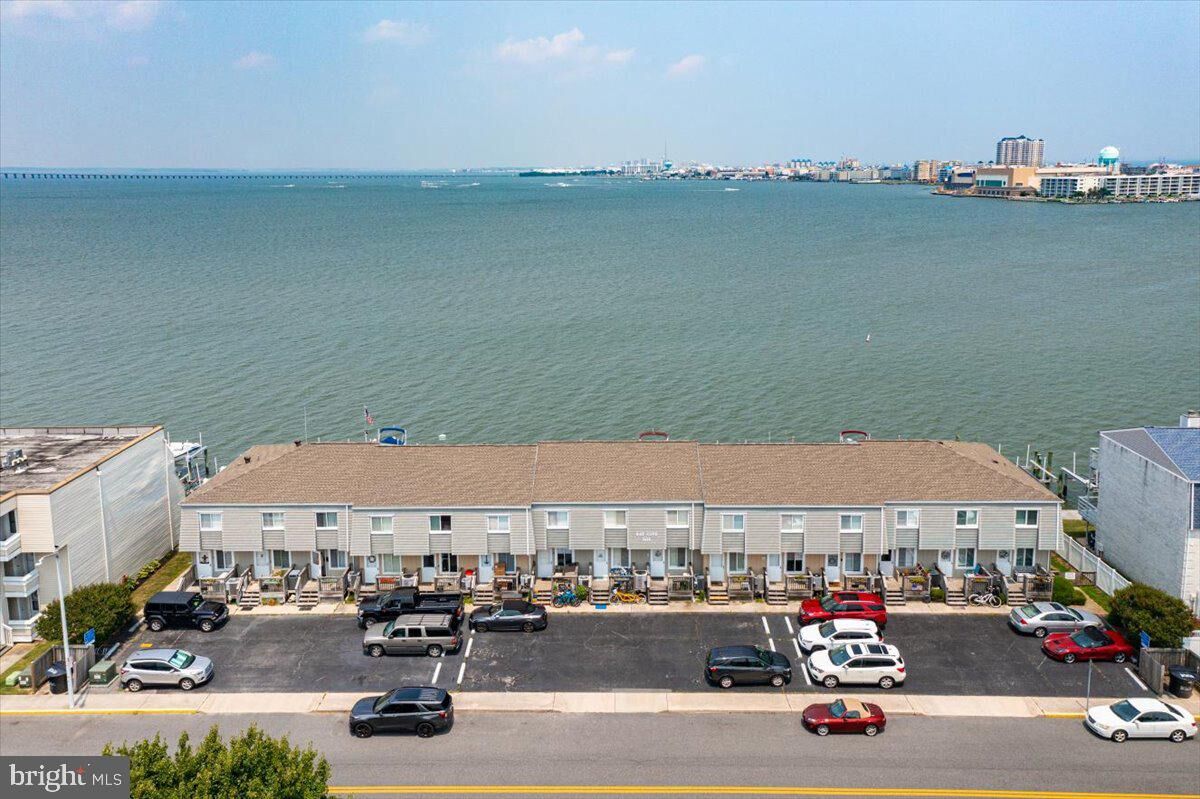Property Photo:  506 32nd Street 4  MD 21842