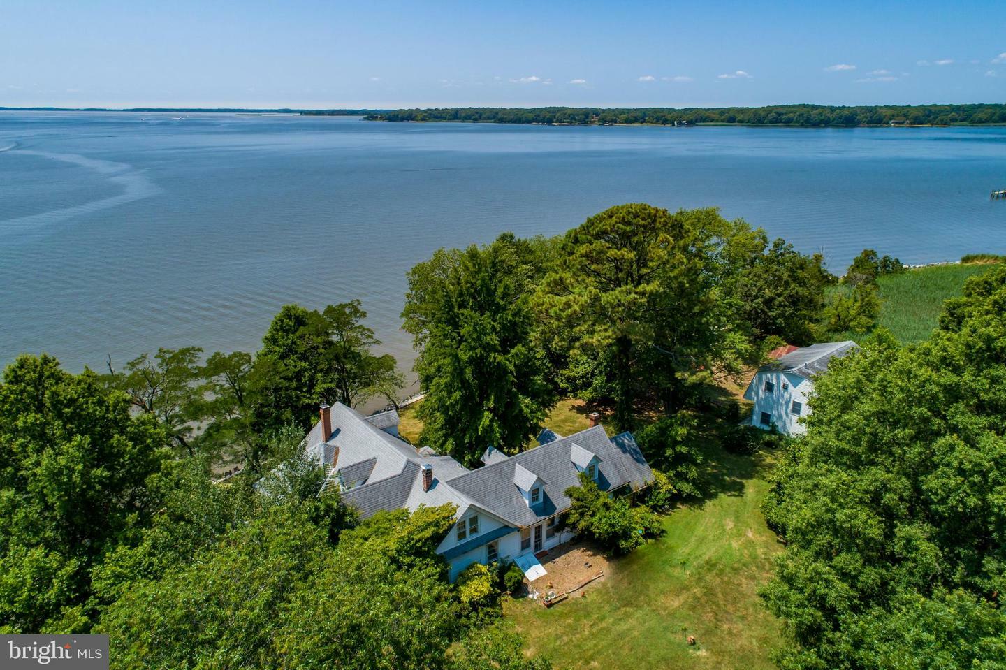 Property Photo:  4833 Deep Point Drive  MD 21620 