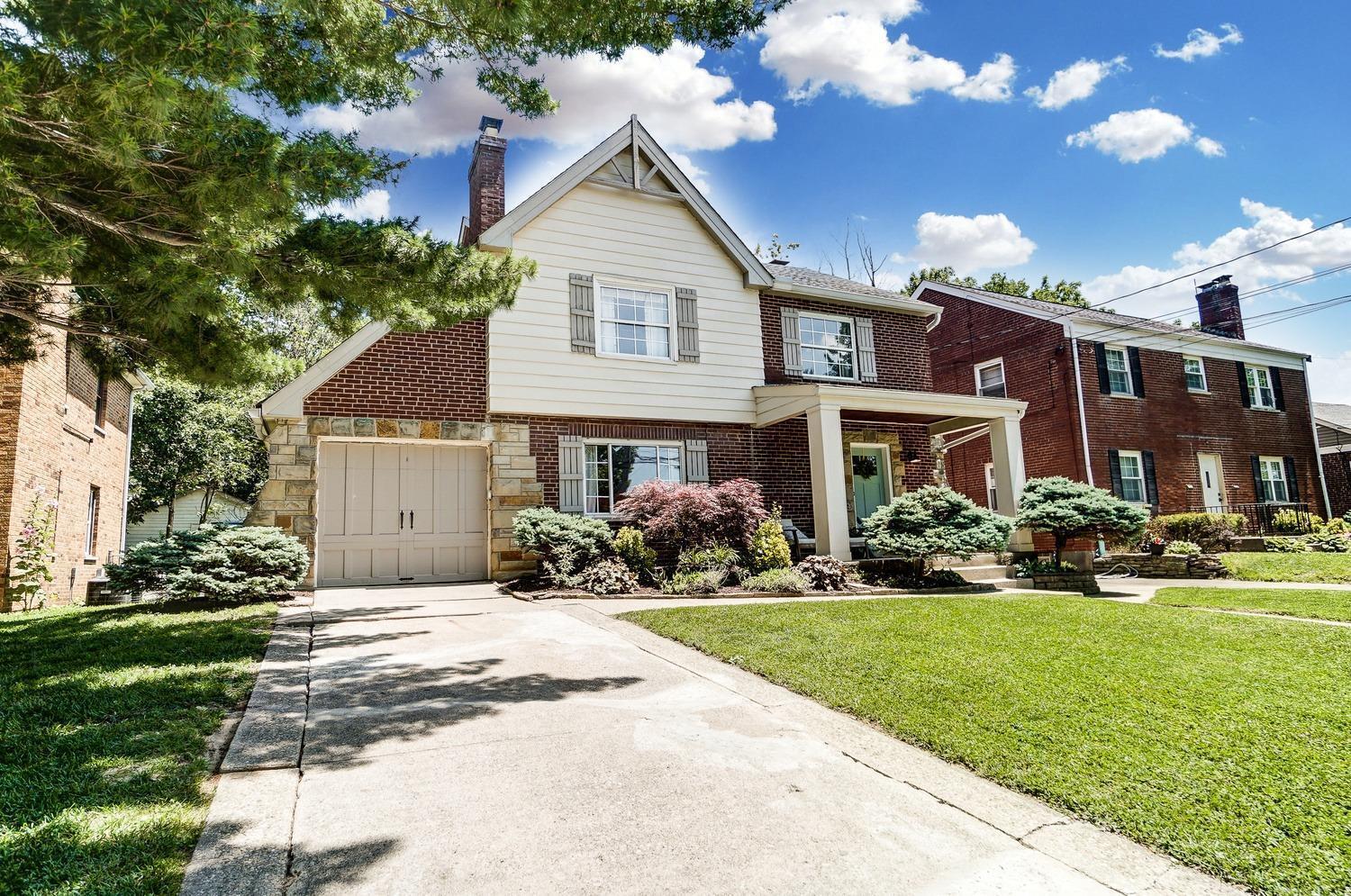 Property Photo: 3126 Coral Park Dr OH 45211