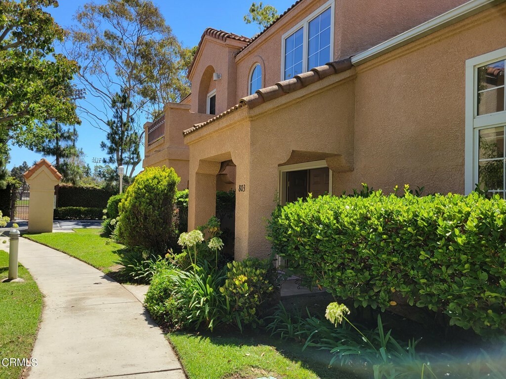 Property Photo:  803 Kingfisher Way  CA 93030 