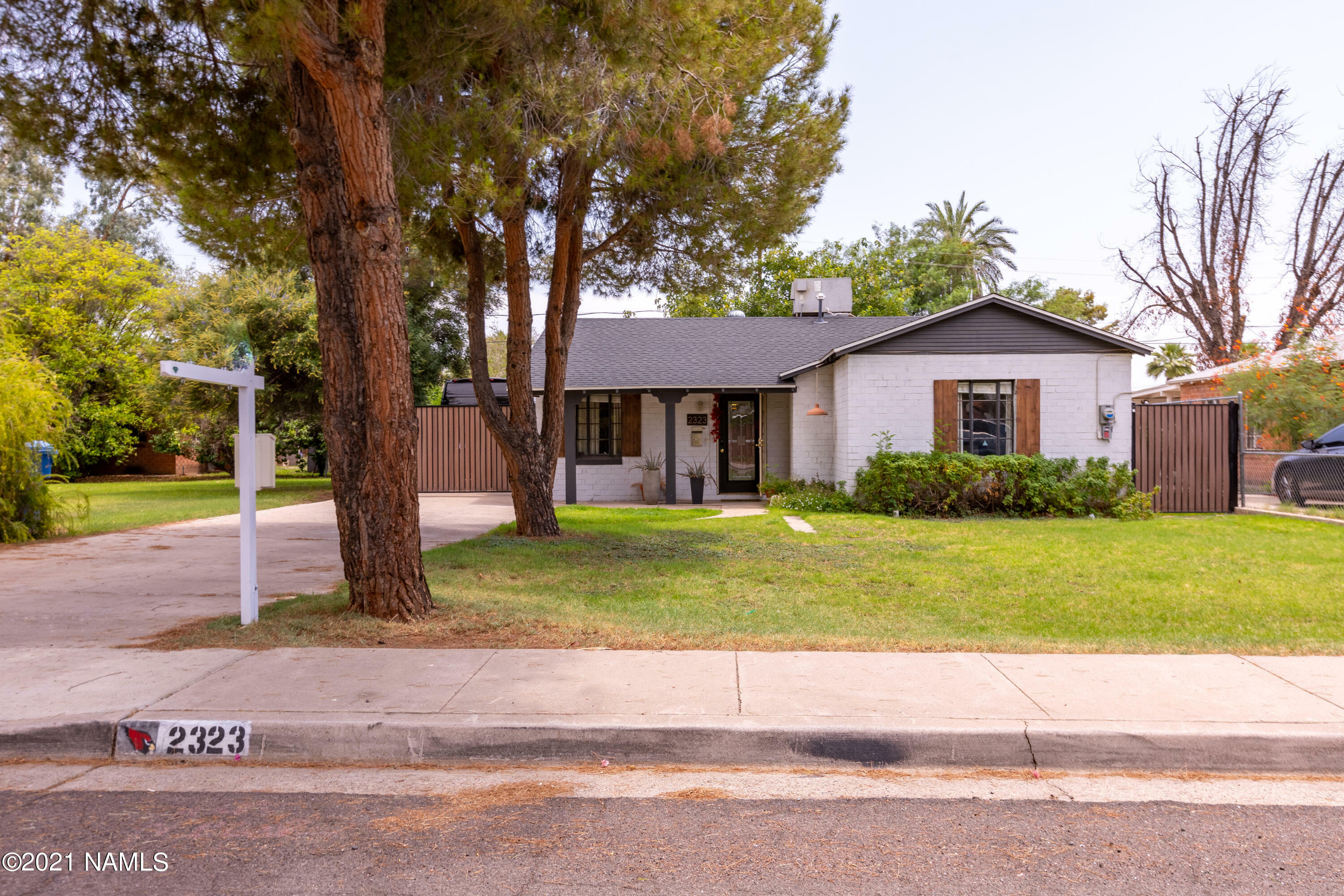 Property Photo:  2323 E Virginia Avenue  AZ 85006 