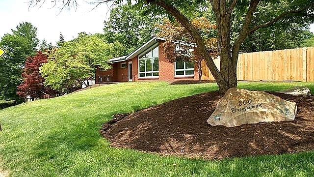 Property Photo:  800 Breezewood Dr  PA 15116 