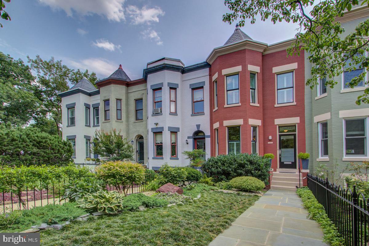 Property Photo: 1381 North Carolina Avenue NE DC 20002