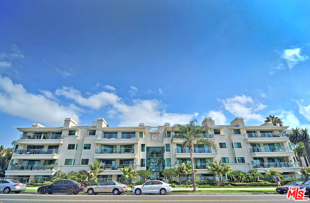 Property Photo:  951   Ocean Ave 103  CA 90403 