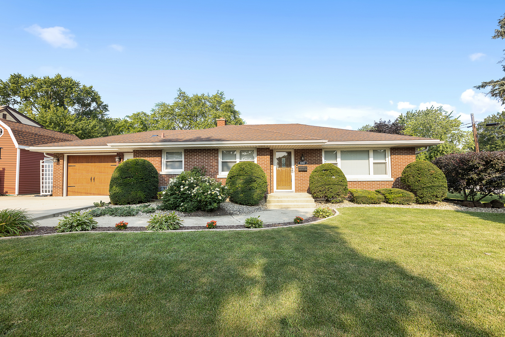 Property Photo:  1007 Garfield Street  IL 60441 