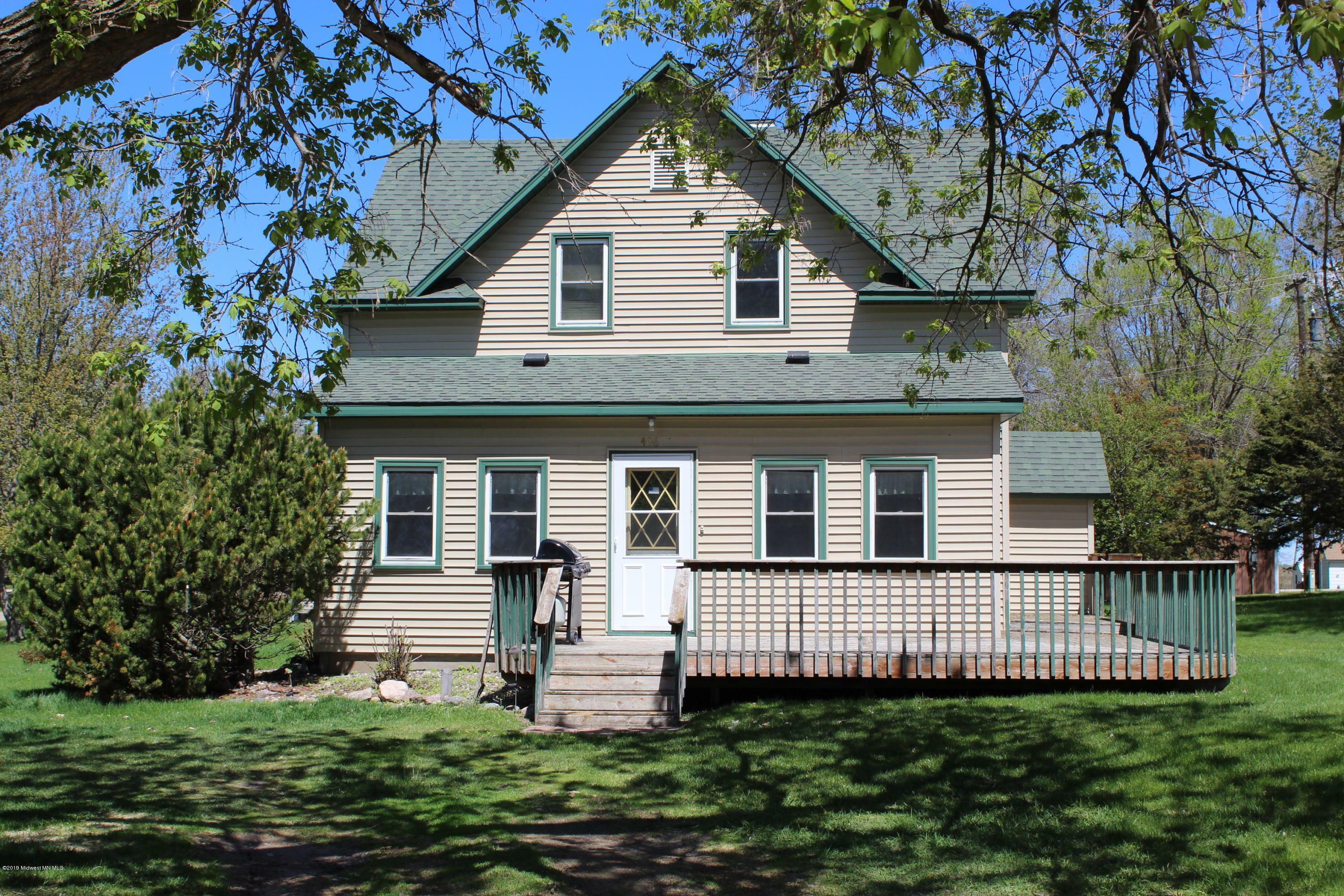 Property Photo: 406 Washington Avenue MN 56533