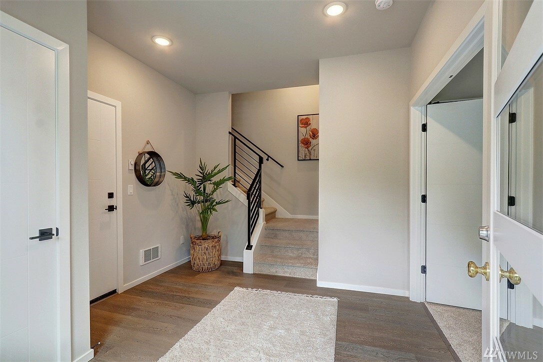 Property Photo: 4702 164th St SW A1 WA 98087