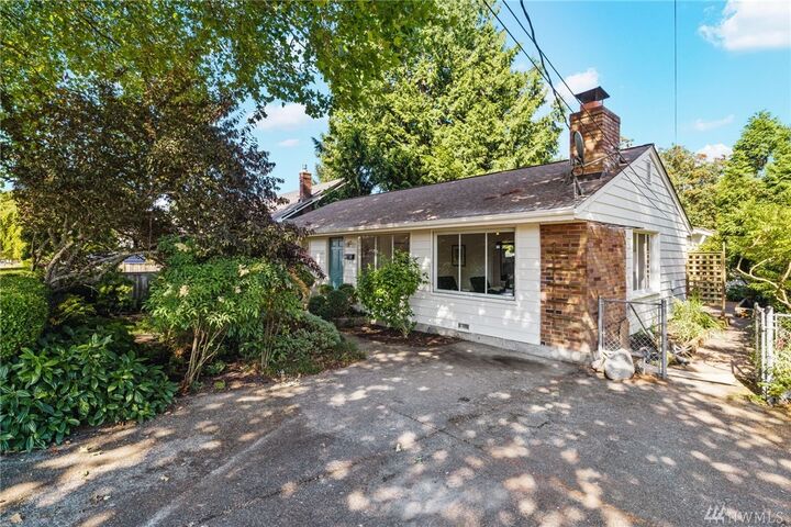 Property Photo:  8430 12th Ave SW  WA 98106 