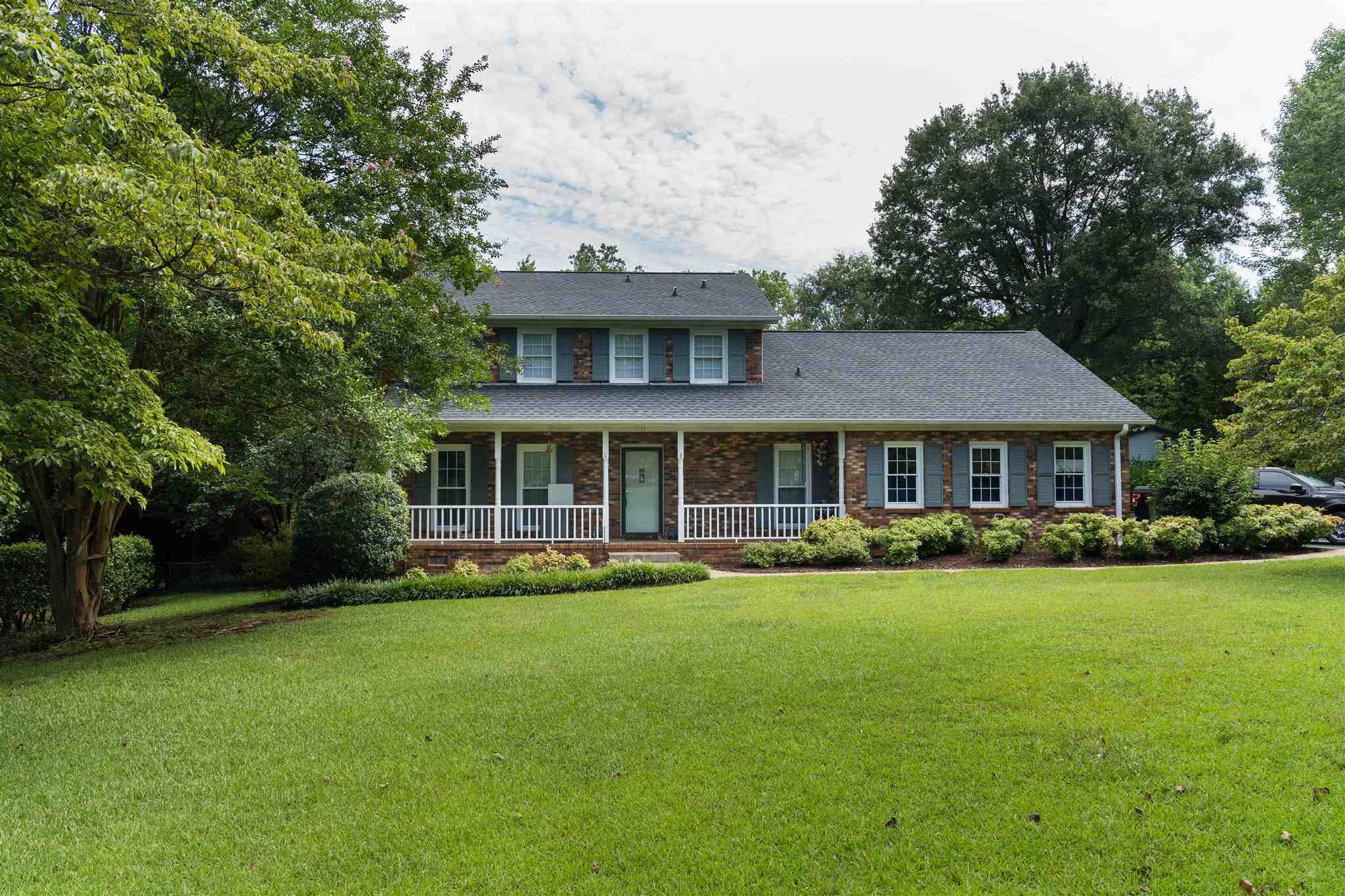 Property Photo:  13 W Forest Run Court  SC 29301 