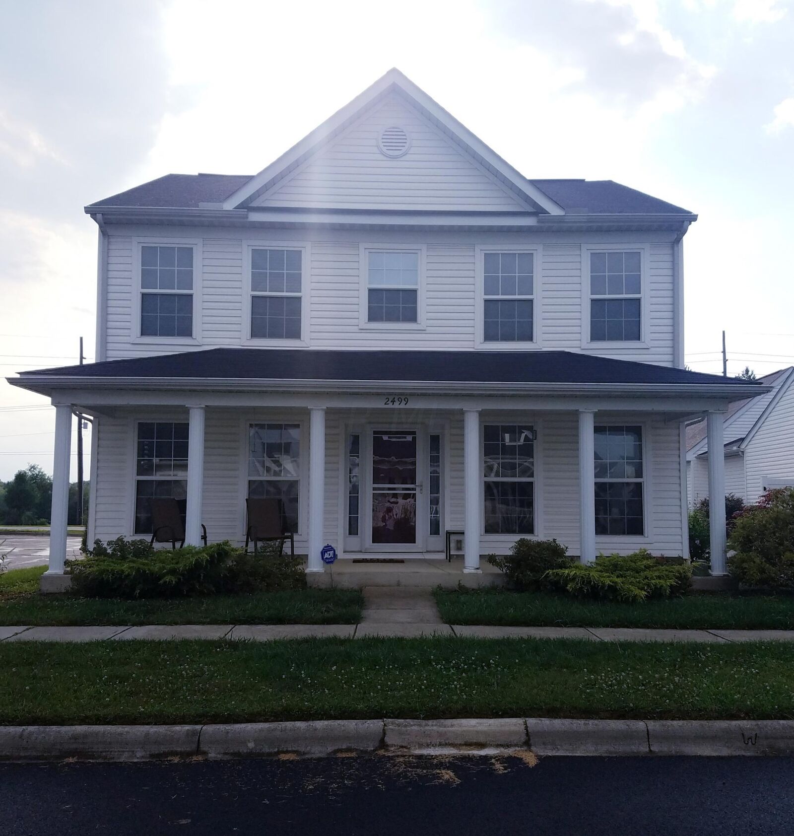 Property Photo: 2499 Delowe Street OH 43123