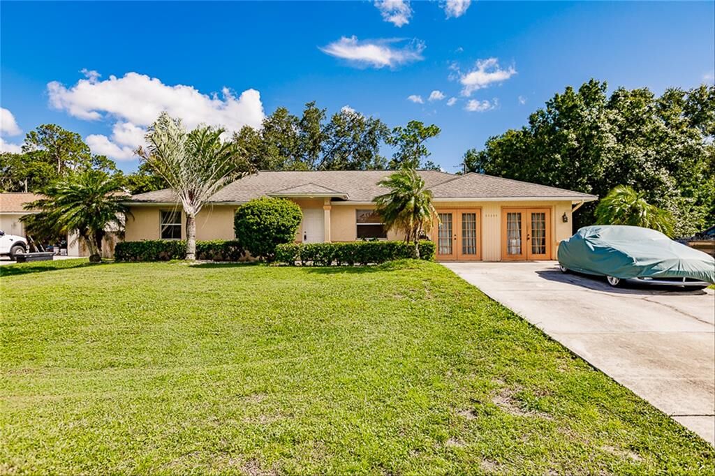 Property Photo:  21229 Peachland Boulevard  FL 33954 
