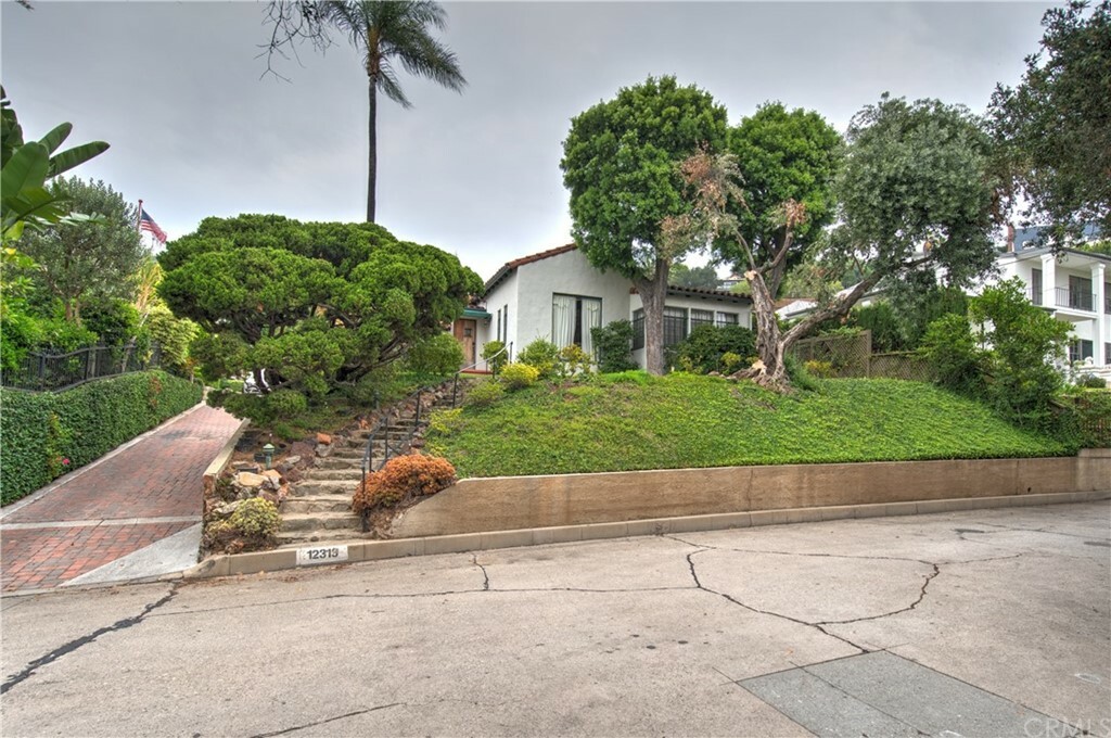 12313 Norino Drive  Whittier CA 90601 photo