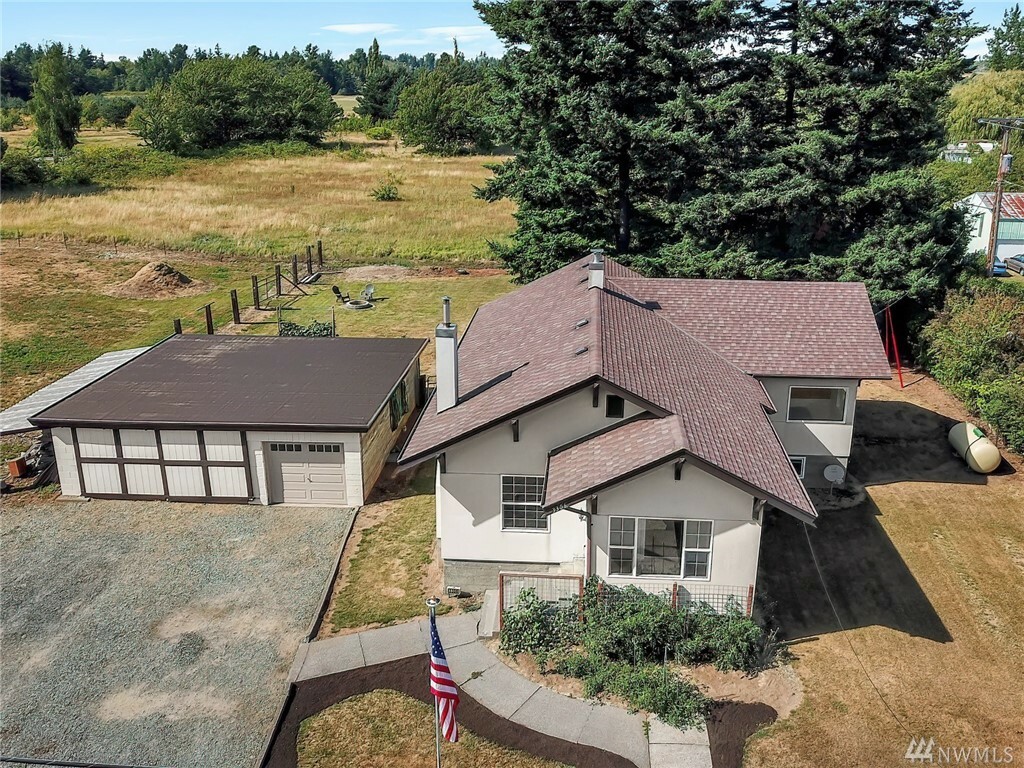 Property Photo:  3306 Mountain View Rd  WA 98248 