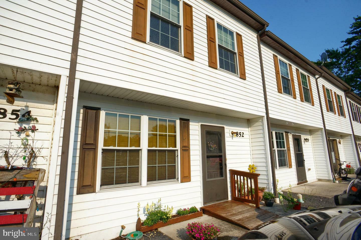 Property Photo: 852 Liberty Street PA 17074