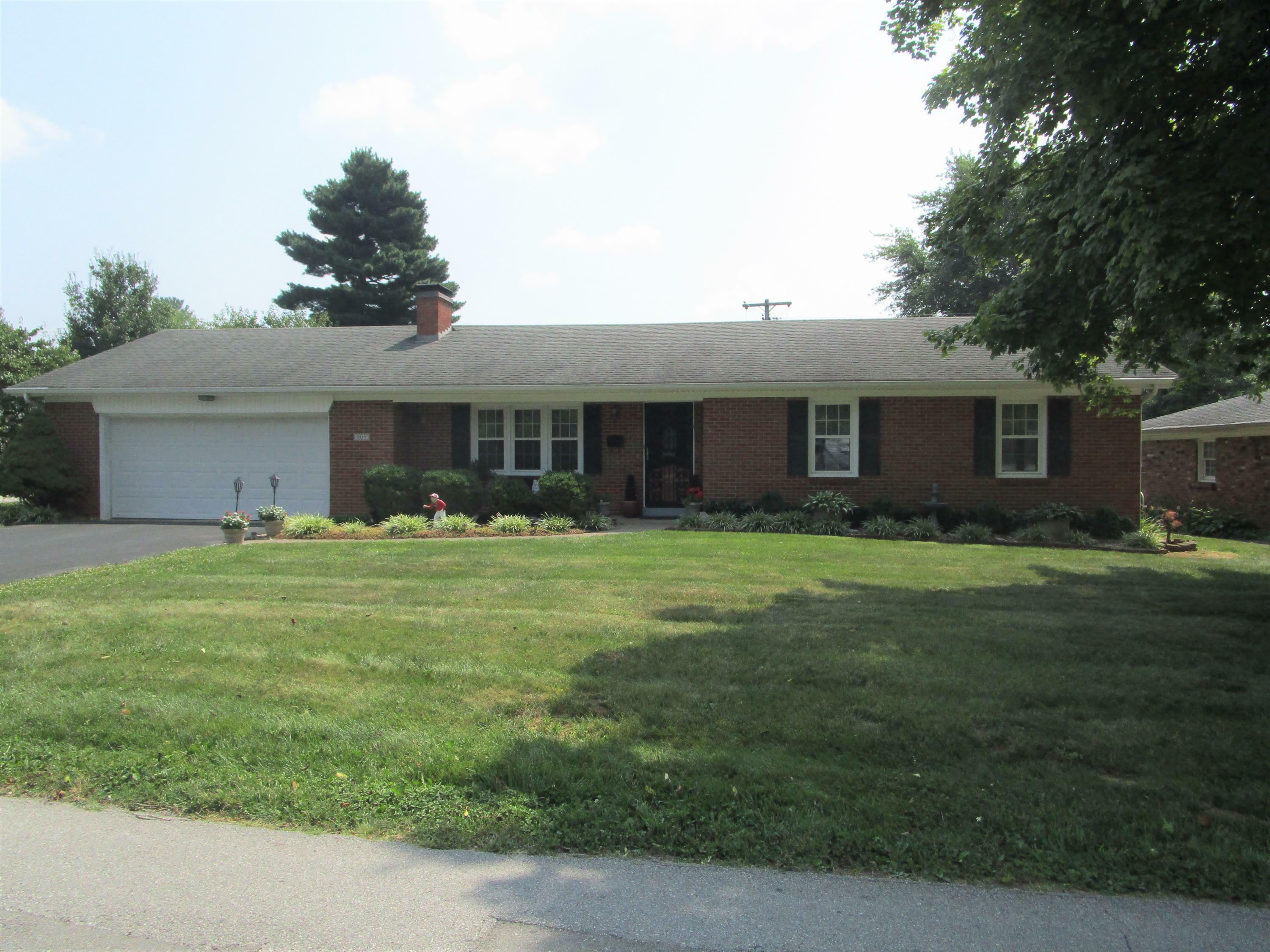 Property Photo:  905 Collins Lane  KY 40601 