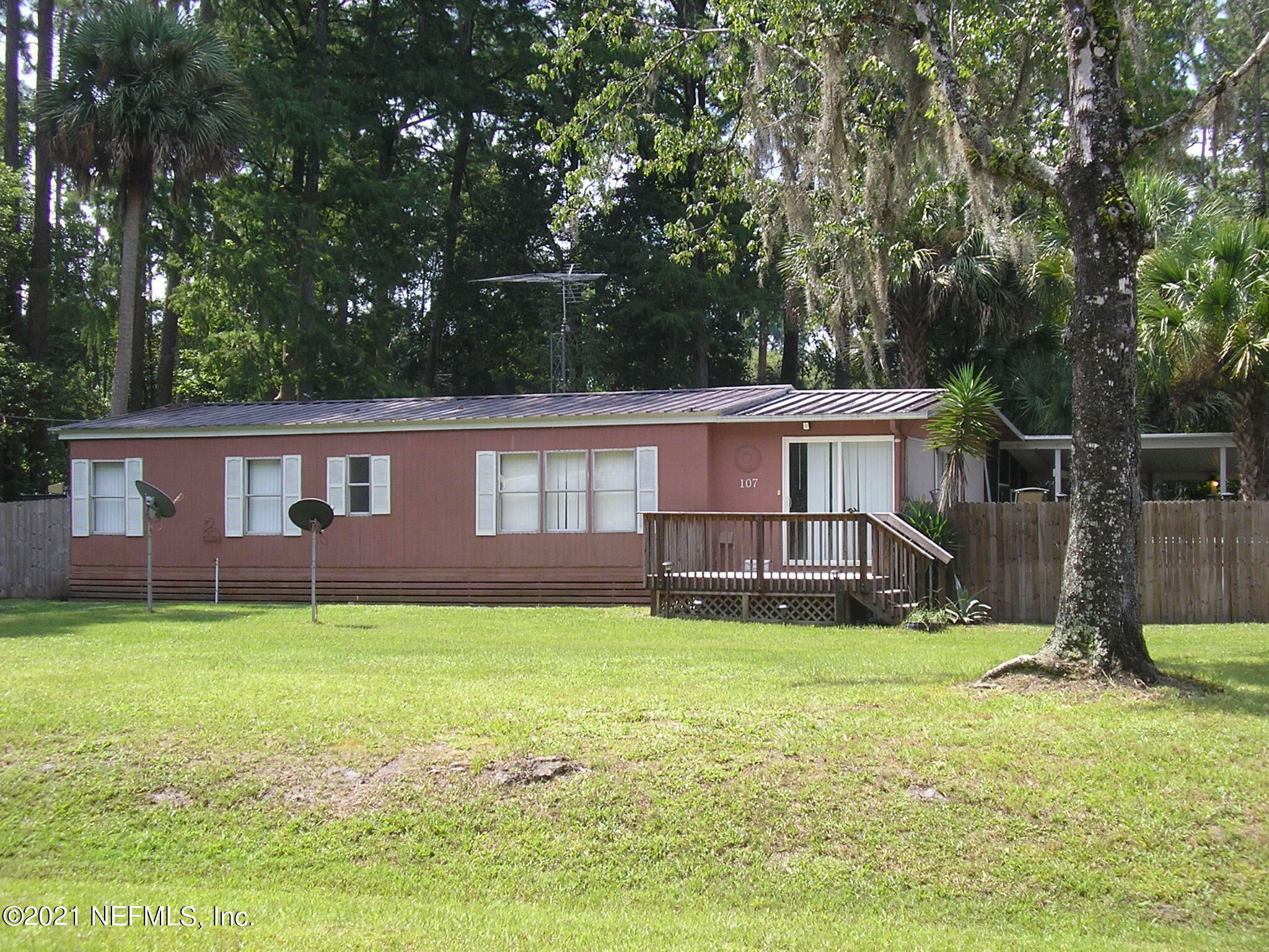 Property Photo:  107 Spanish Trail  FL 32139 