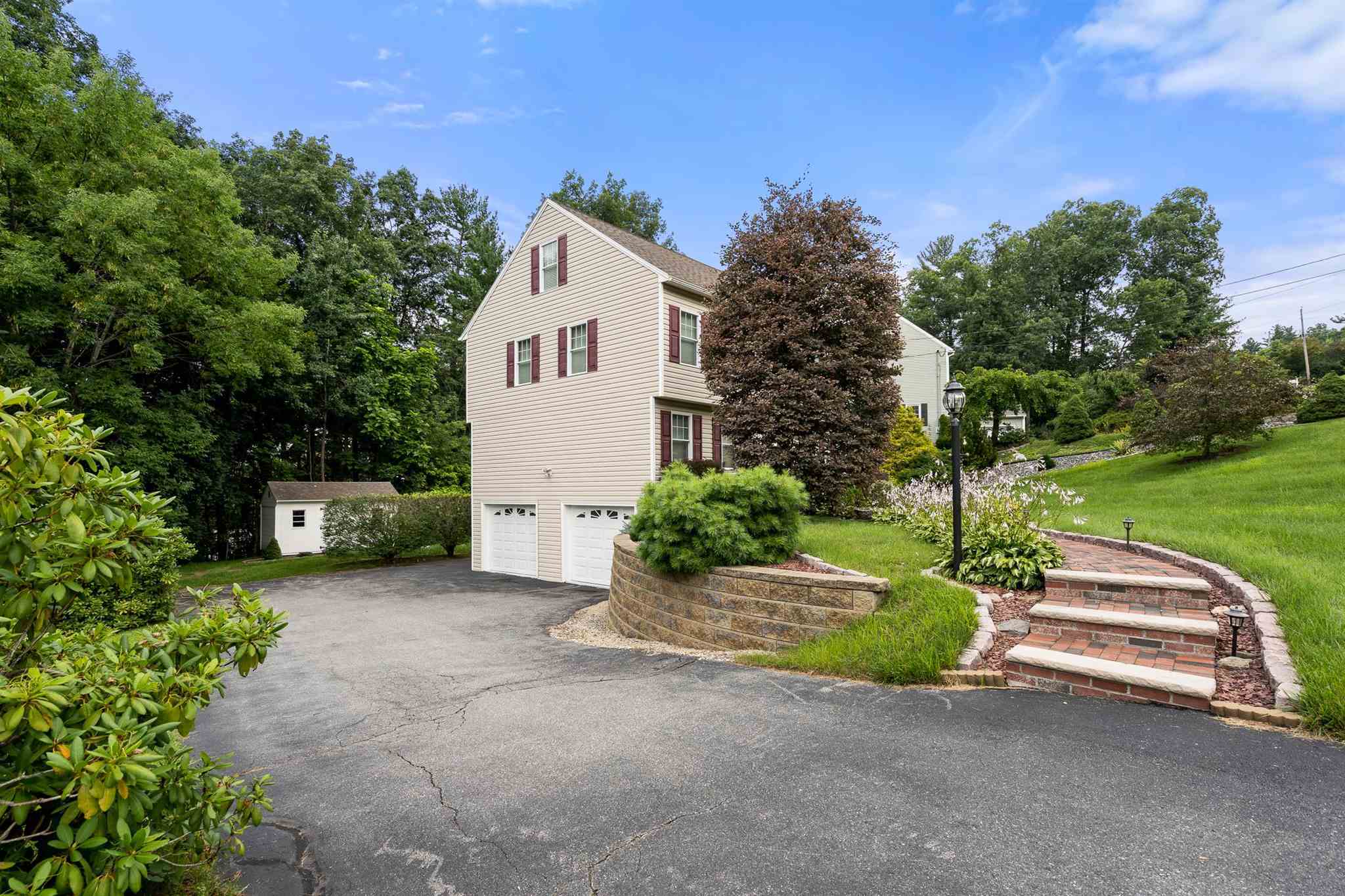 Property Photo: 13 Stanwood Road NH 03079