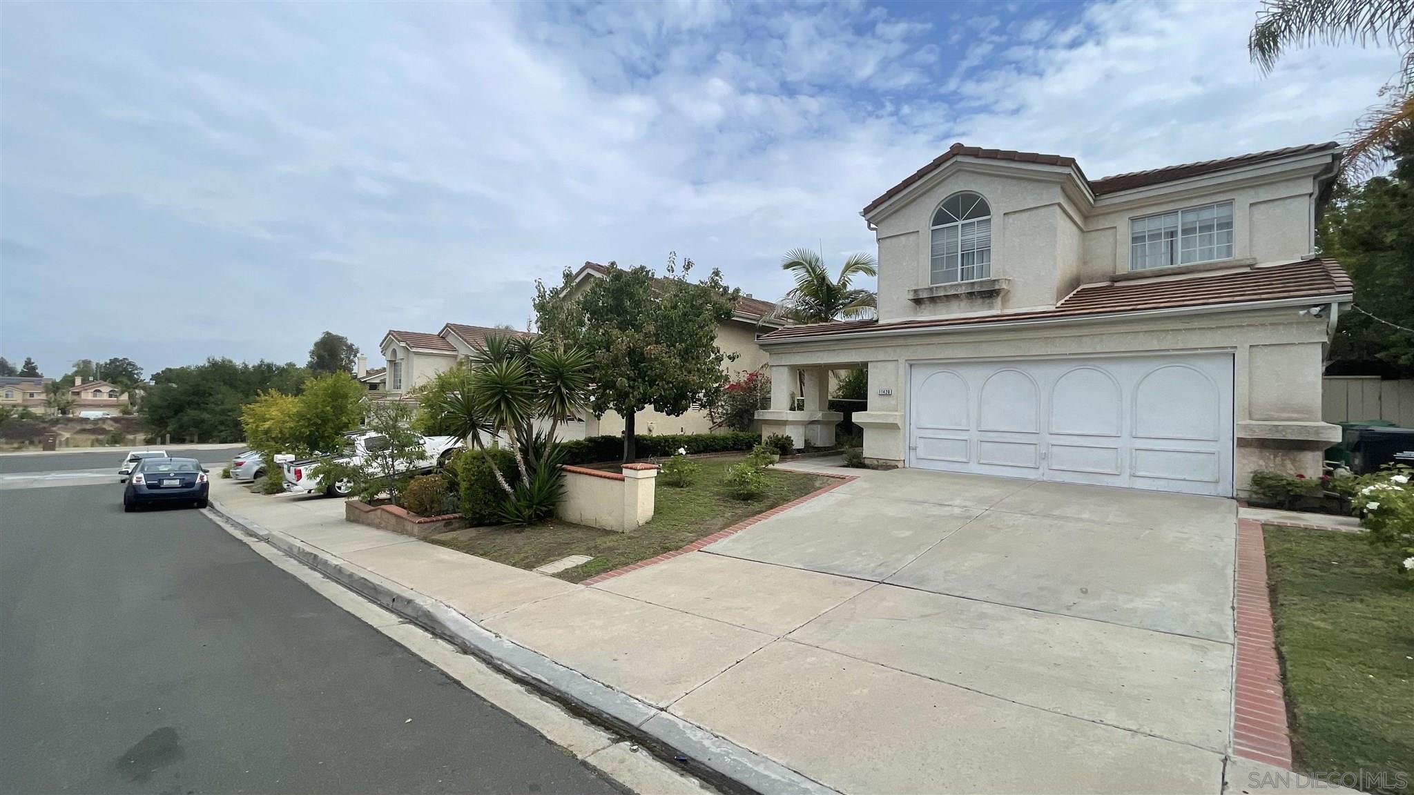 Property Photo: 11420 Corte Playa Laguna CA 92124