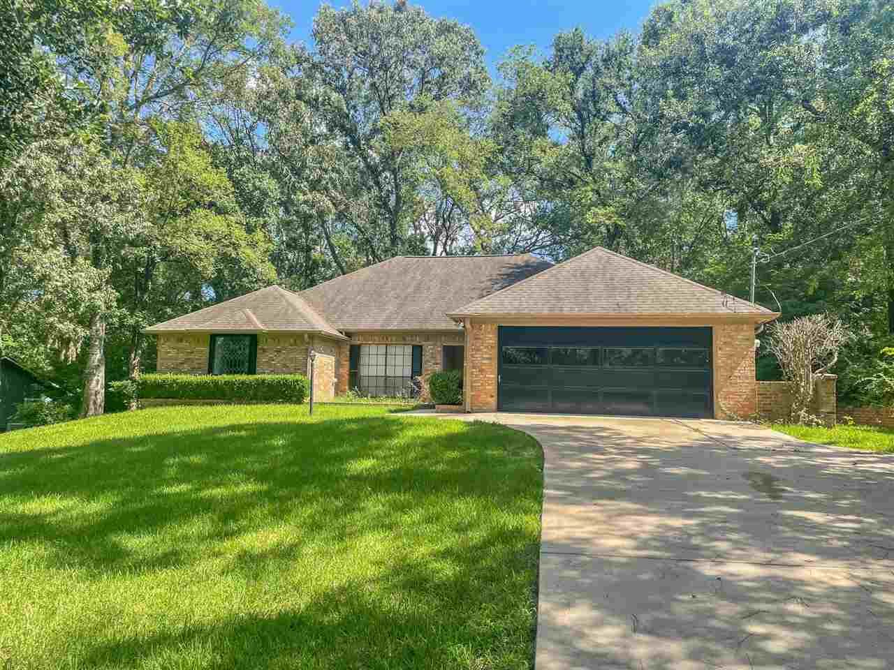 Property Photo:  1530 Hideaway Lane West  TX 75771 