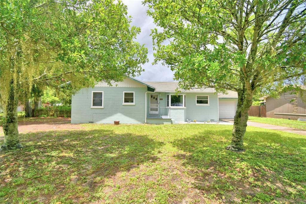 Property Photo:  835 Avenue F NE  FL 33881 