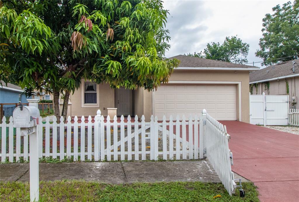 Property Photo:  3513 Cone Court  FL 33605 