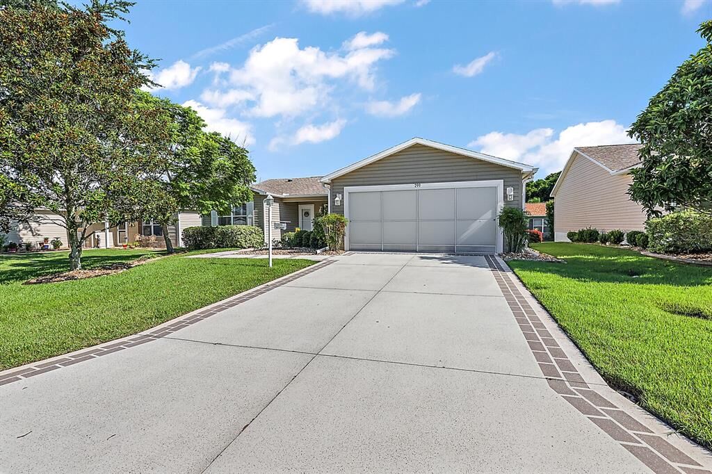 Property Photo:  299 Jefferson Lane  FL 32162 