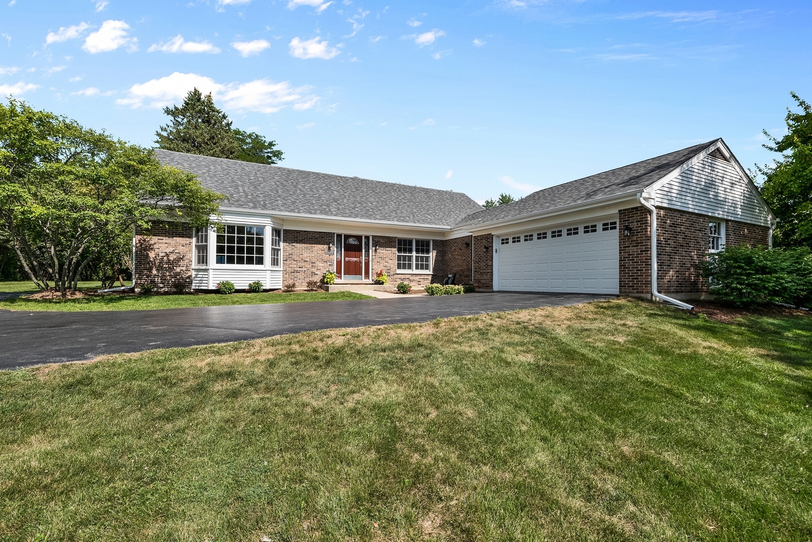 Property Photo:  21137 N Grove Drive  IL 60047 