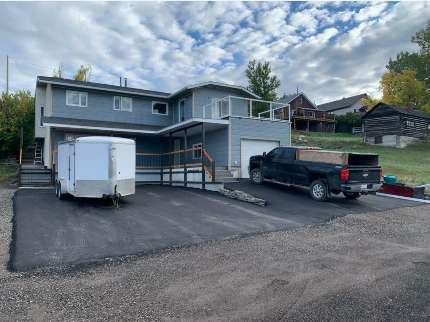 Property Photo: 8534 16th Avenue AB T0K 0M0