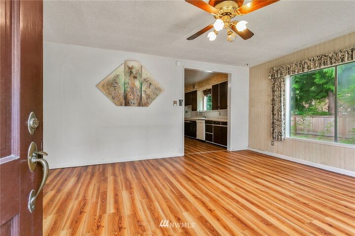Property Photo:  2404 74th Street  WA 98203 