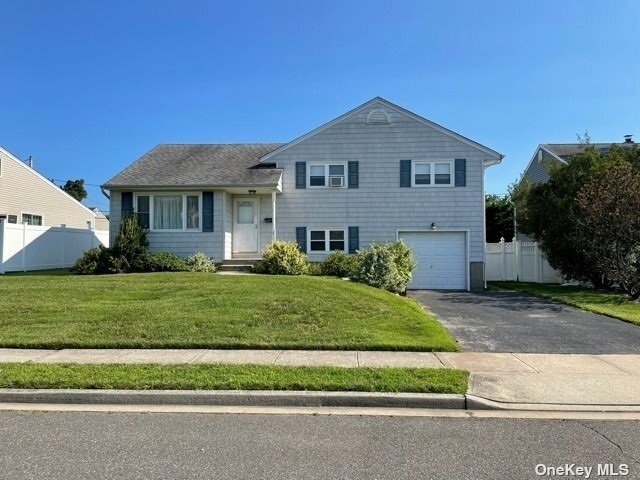 5 Pembroke Drive  Massapequa NY 11758 photo