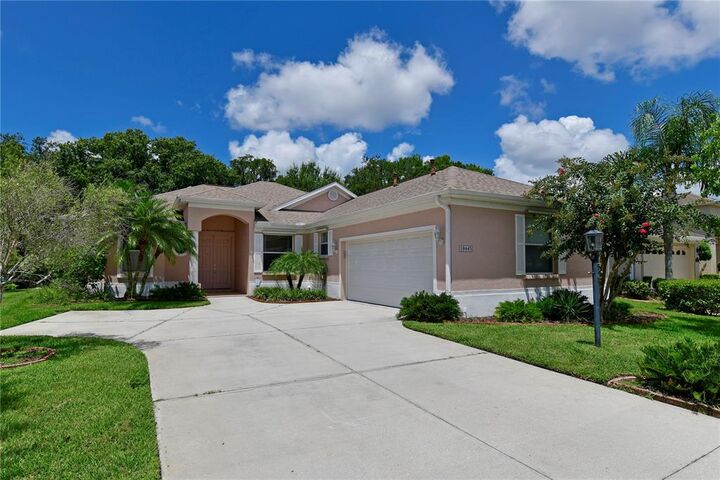10445 Old Grove Circle  Bradenton FL 34212 photo