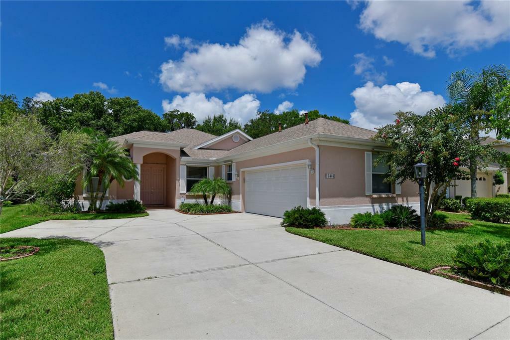 Property Photo:  10445 Old Grove Circle  FL 34212 