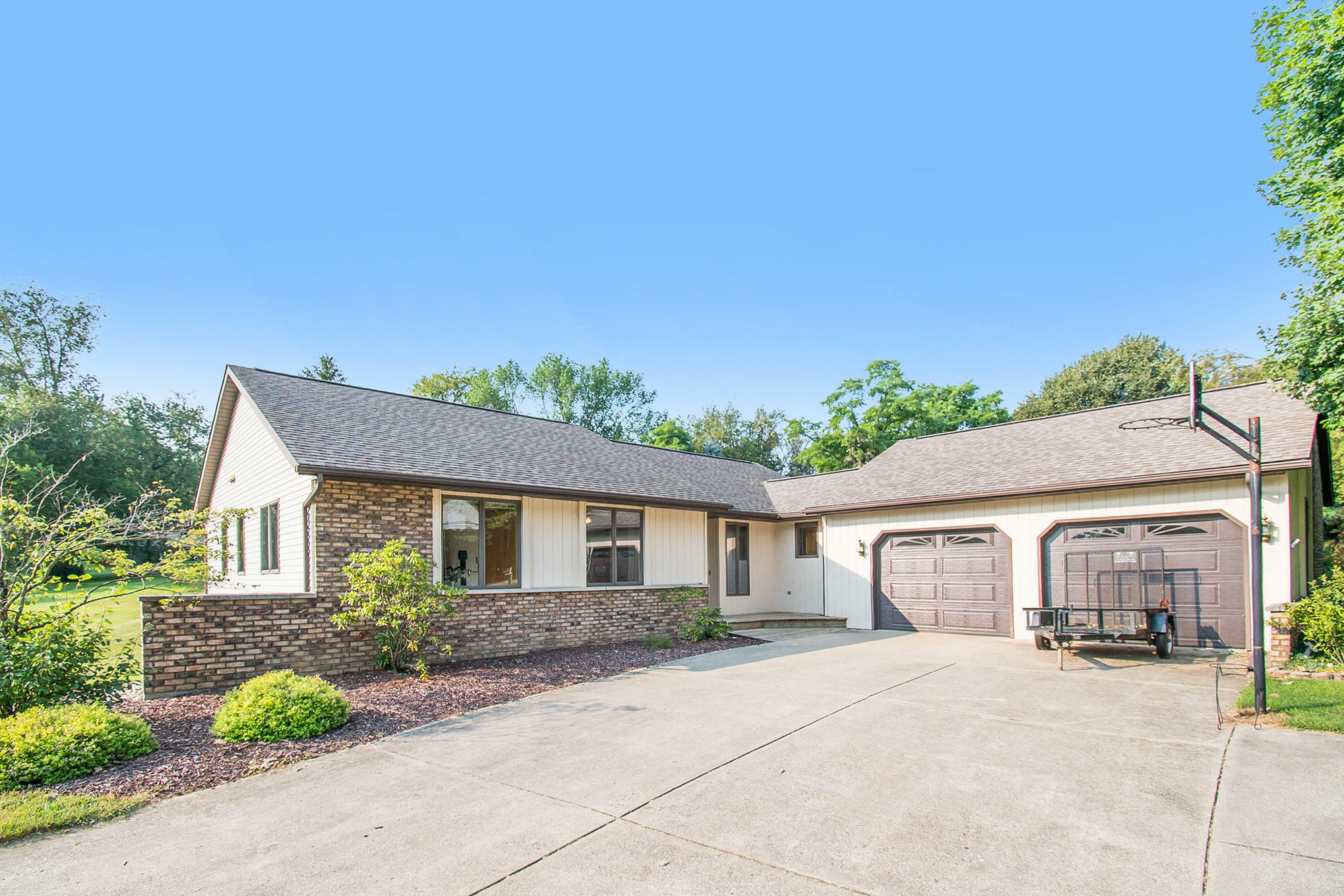 Property Photo:  1584 Woodlea Drive  MI 49078 