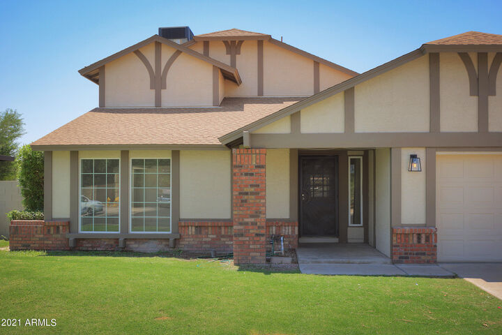 Property Photo: 6403 W Shaw Butte Drive AZ 85304