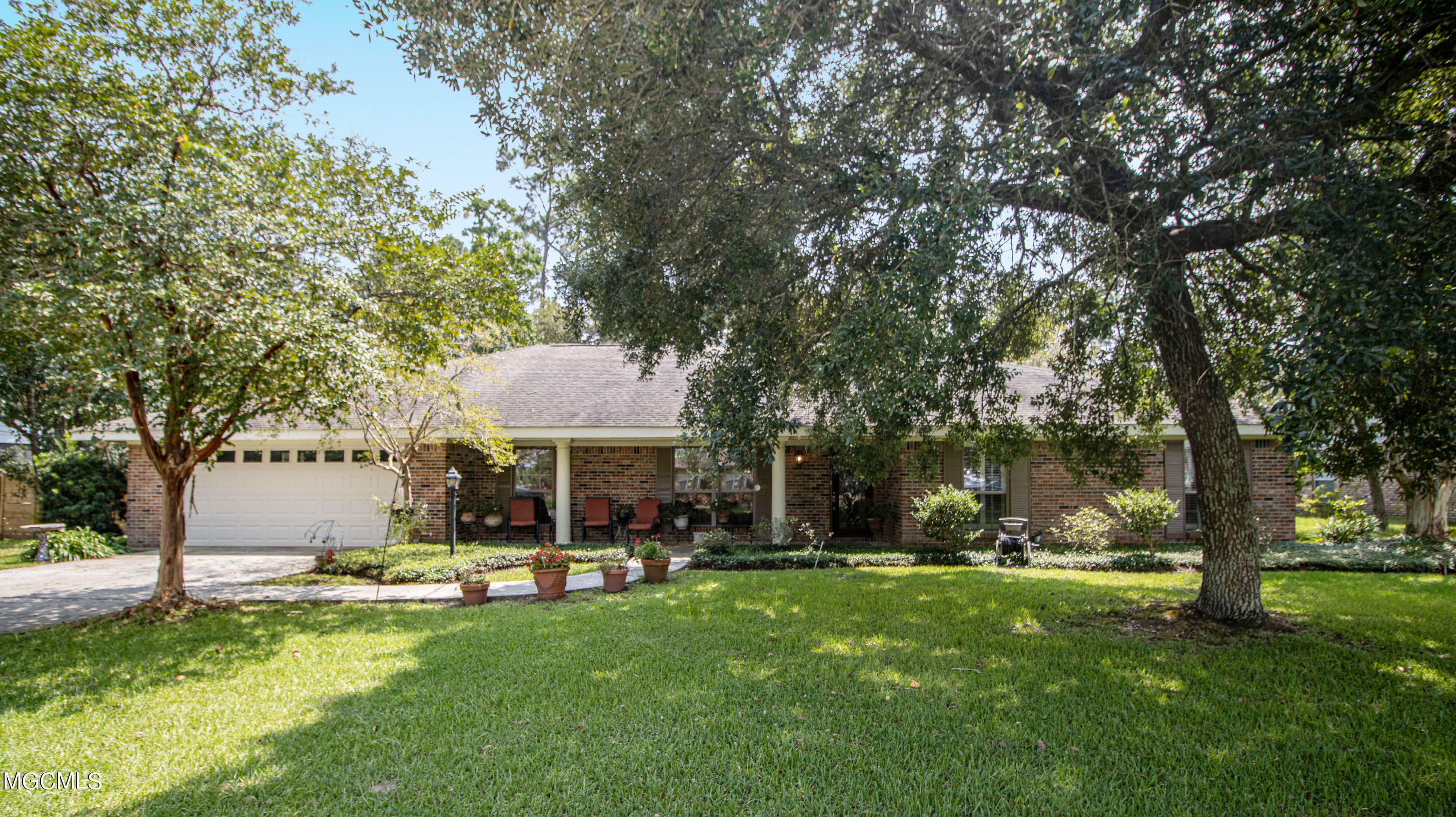 Property Photo:  6028 S Vista Drive  MS 39507 